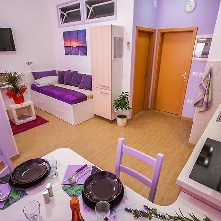 Apartments Lavanda & Cappuccino Portorož Værelse billede
